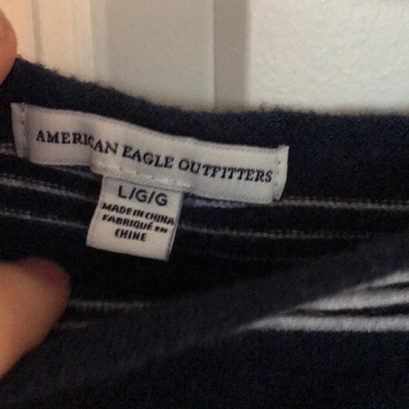 Off the shoulder crop top - Picture 2 of 2